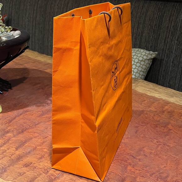 Hermes Extra Large Vertical Paper Shopping Bag 18.25” x 16.5 ”x 6.5” - Picture 3 of 7